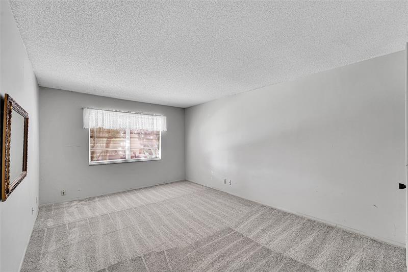 Image 7 of 23 For 3048 Sunrise Lakes Dr  112