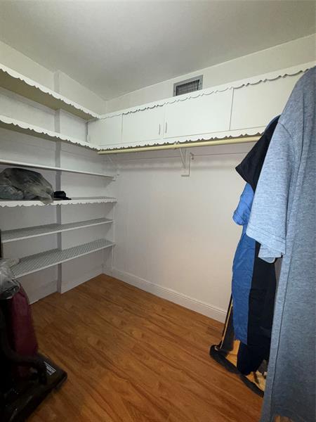 Image 13 of 20 For 4751 21st St  216