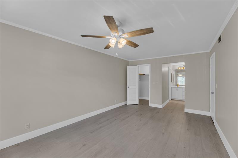 Image 14 of 44 For 6319 Bay Club Dr  1