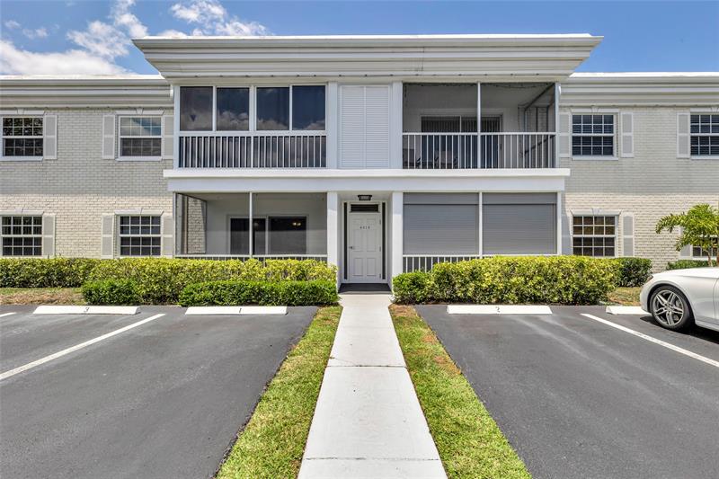 Image 24 of 44 For 6319 Bay Club Dr  1