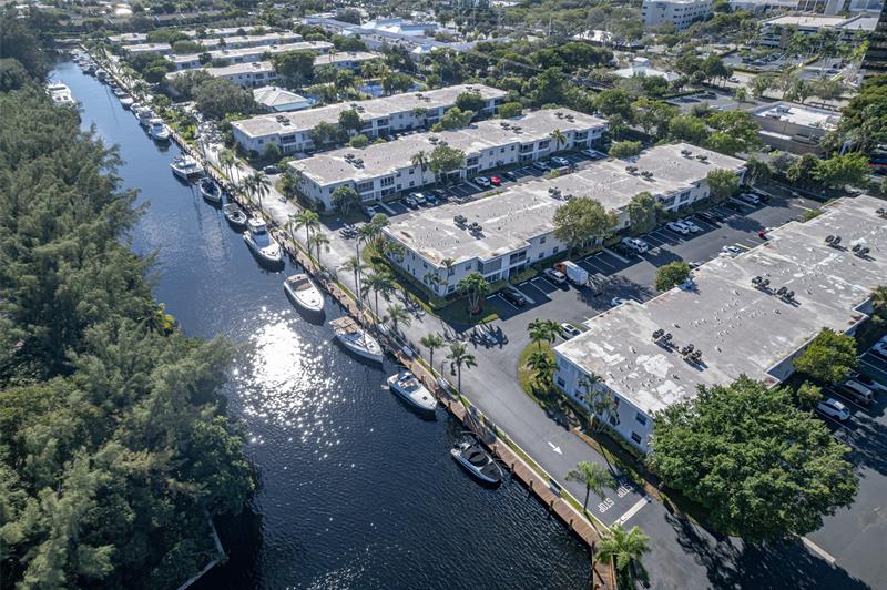 Image 35 of 44 For 6319 Bay Club Dr  1