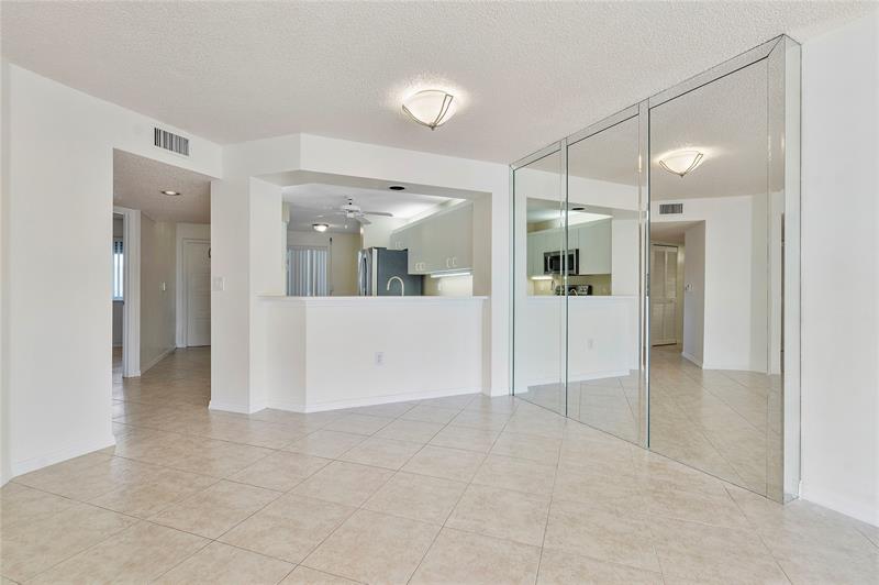 Image 8 of 27 For 7866 Trent Dr  302
