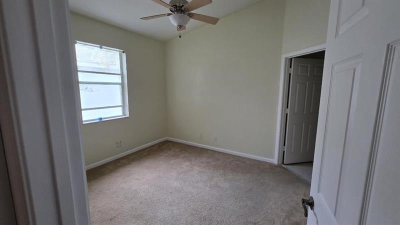 Image 10 of 12 For 3261 Laurel Ridge Cir