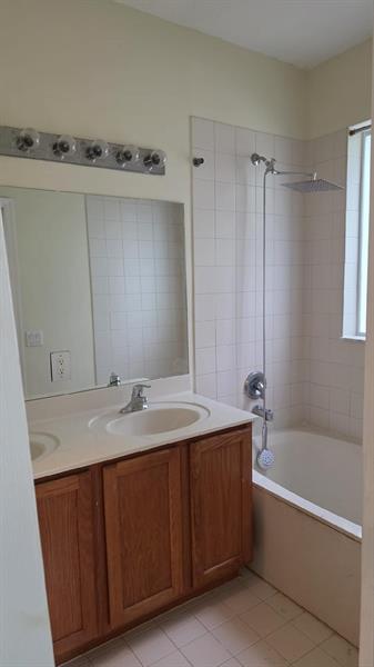 Image 8 of 12 For 3261 Laurel Ridge Cir