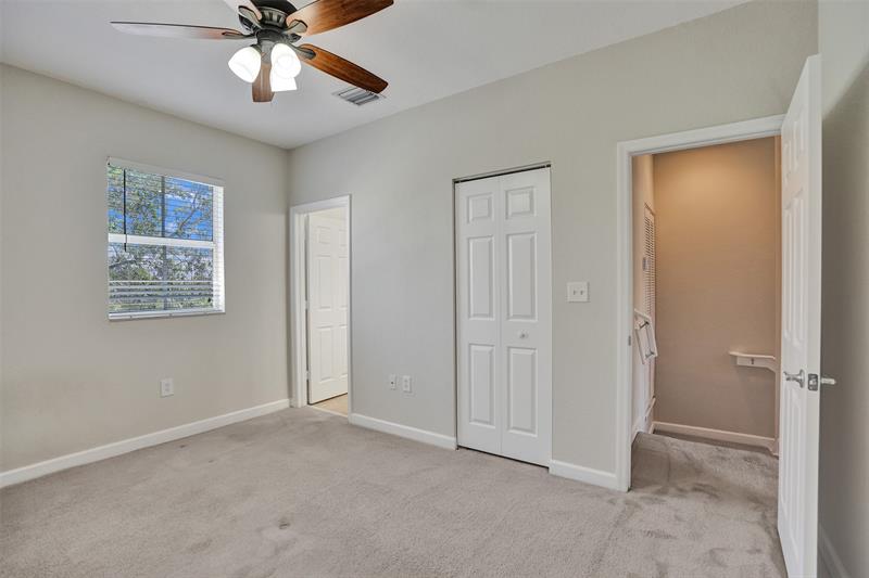 Image 23 of 30 For 2540 14th Av  202