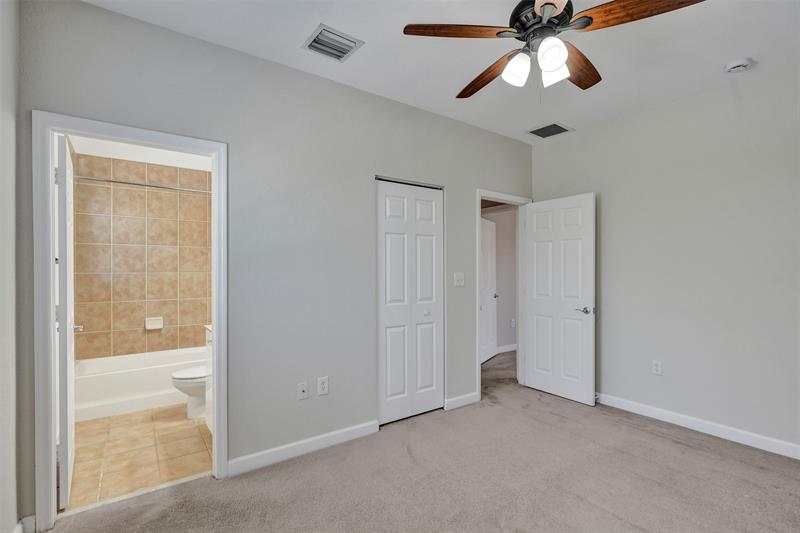 Image 24 of 30 For 2540 14th Av  202