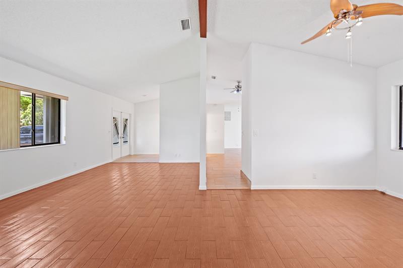 Image 10 of 43 For 8669 51st St