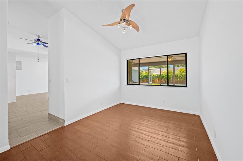 Image 11 of 43 For 8669 51st St