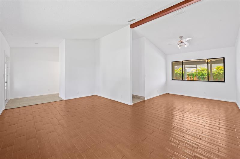Image 7 of 43 For 8669 51st St