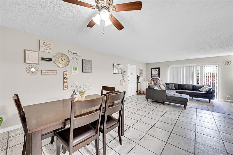 Image 10 of 26 For 11607 29th St  3b