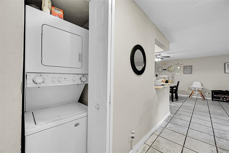 Image 22 of 26 For 11607 29th St  3b