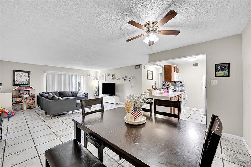 Image 8 of 26 For 11607 29th St  3b