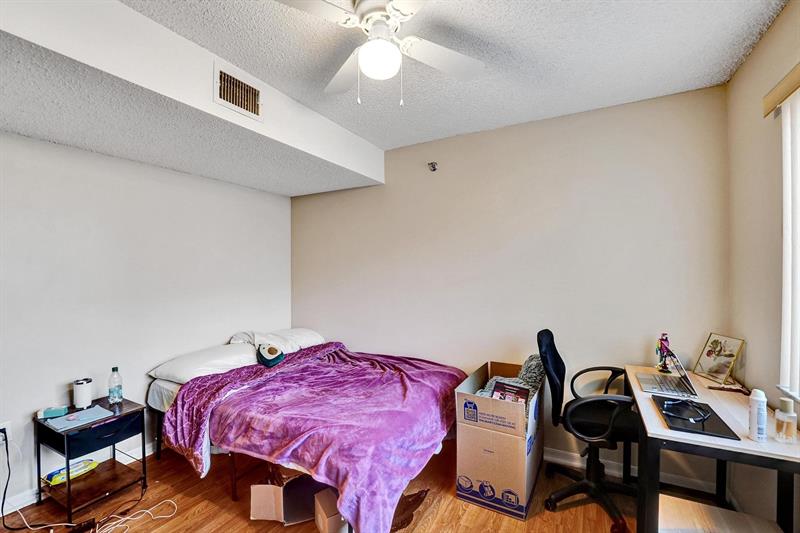 Image 15 of 58 For 9470 Tangerine Pl  301