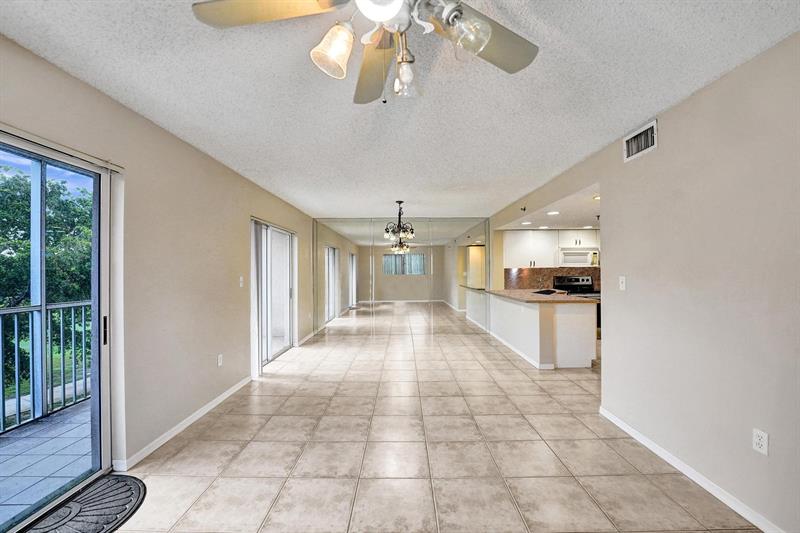 Image 35 of 58 For 9470 Tangerine Pl  301