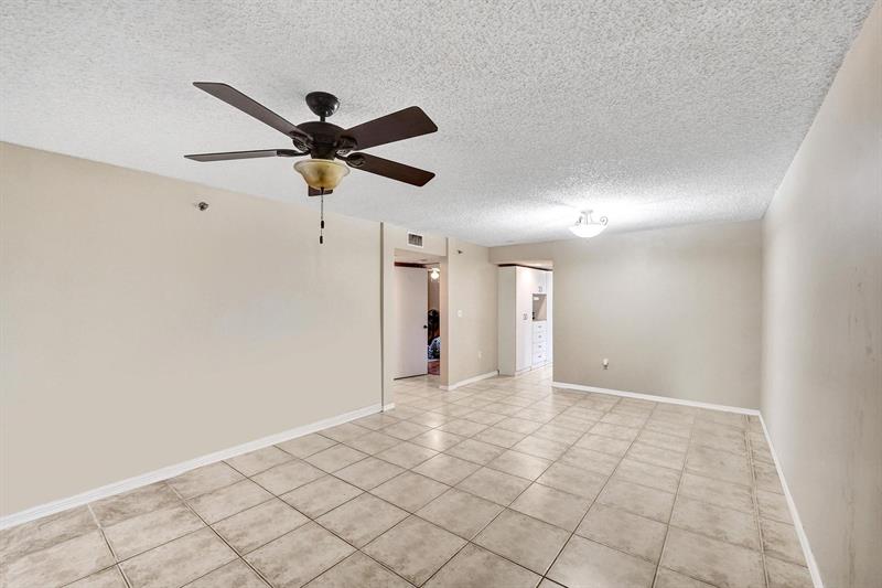 Image 7 of 58 For 9470 Tangerine Pl  301