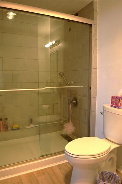 Image 20 of 26 For 4400 Hillcrest Dr  605a