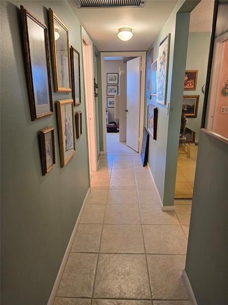 Image 26 of 34 For 2803 Victoria Way  L3