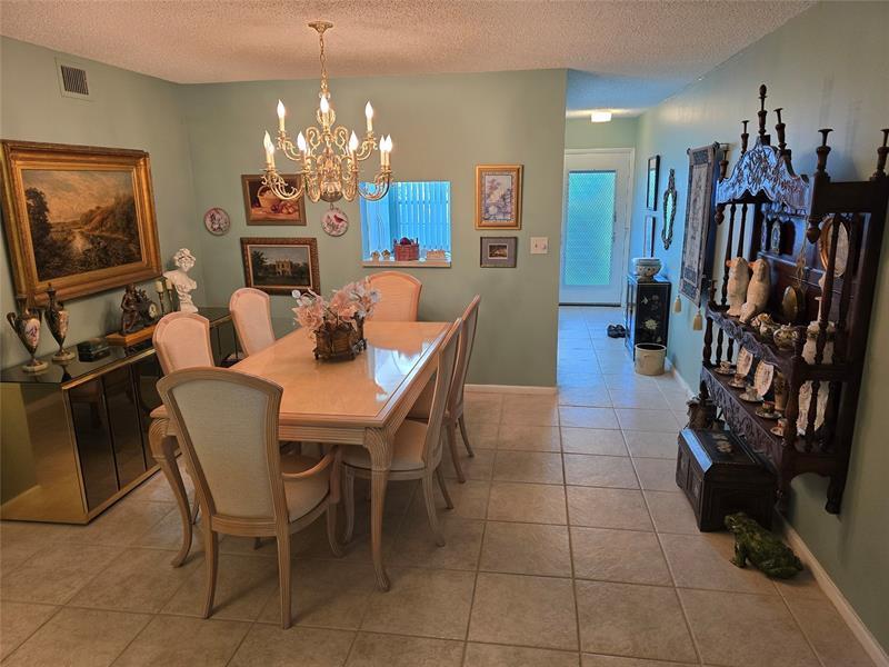 Image 28 of 34 For 2803 Victoria Way  L3