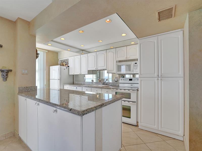 Image 12 of 61 For 4280 Galt Ocean Dr  17k