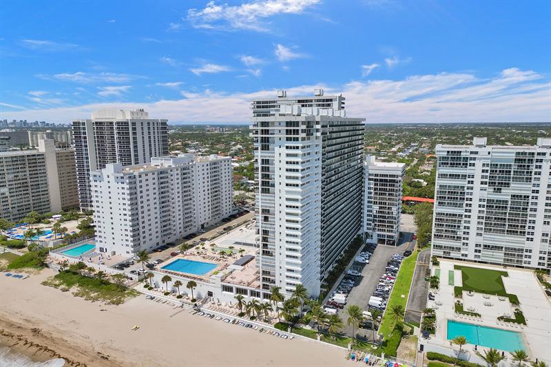 Image 3 of 61 For 4280 Galt Ocean Dr  17k