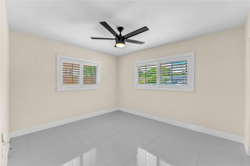 Image 31 of 34 For 6911 83rd Ct