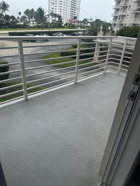 Image 10 of 12 For 2851 Ocean Blvd  E-2