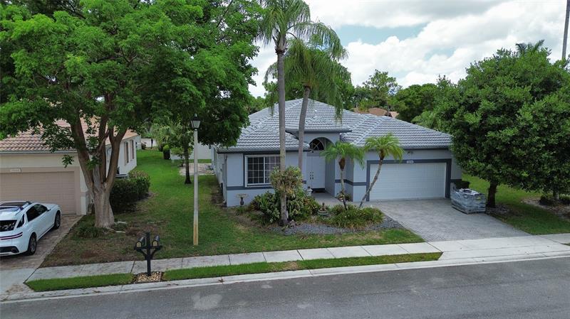 Image 39 of 46 For 7834 78th Ave