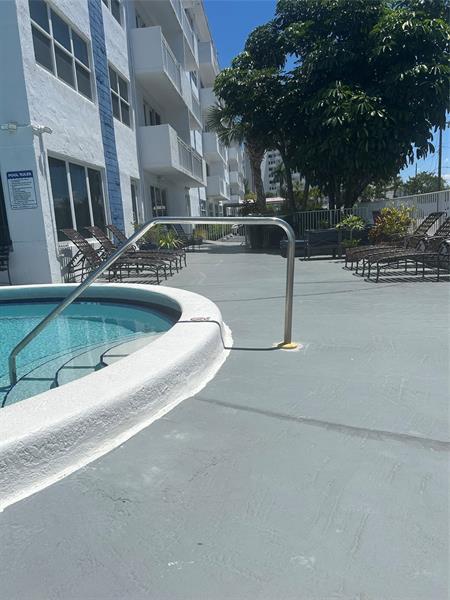 Image 27 of 30 For 550 Bayshore Dr  102