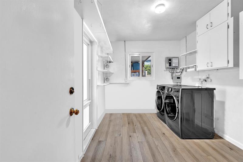 Image 25 of 57 For 1311 42nd St