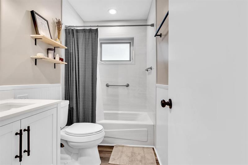 Image 31 of 57 For 1311 42nd St