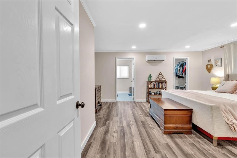 Image 40 of 57 For 1311 42nd St