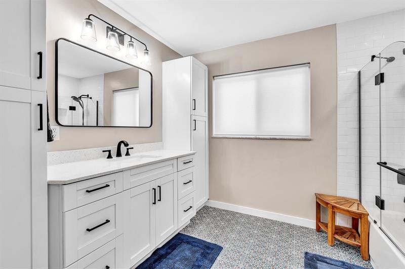 Image 45 of 57 For 1311 42nd St