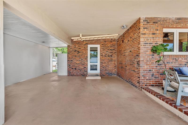 Image 8 of 57 For 1311 42nd St