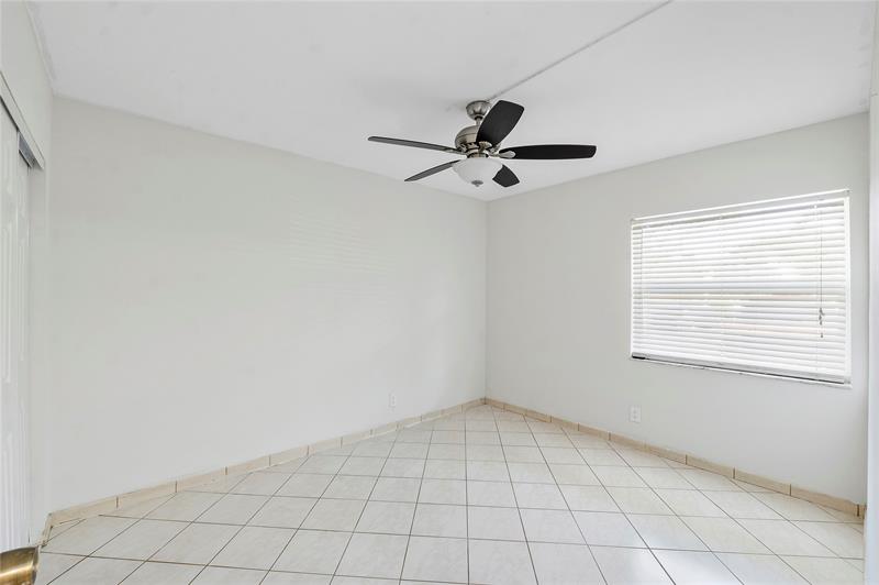 Image 18 of 27 For 8340 Sands Point Blvd  103 P