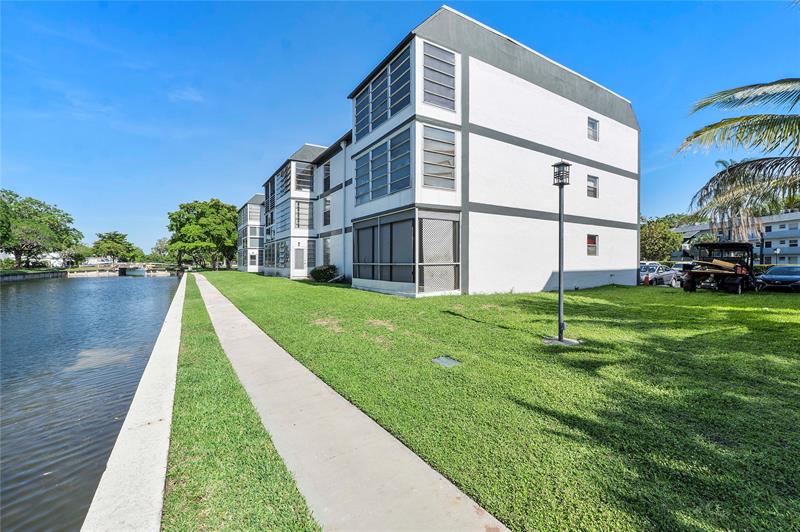 Image 26 of 27 For 8340 Sands Point Blvd  103 P