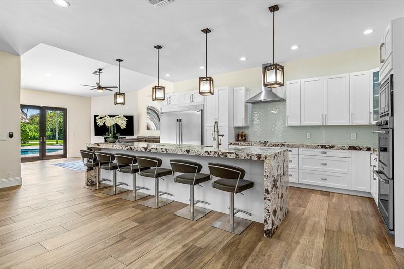 Image 15 of 69 For 6672 63rd Way