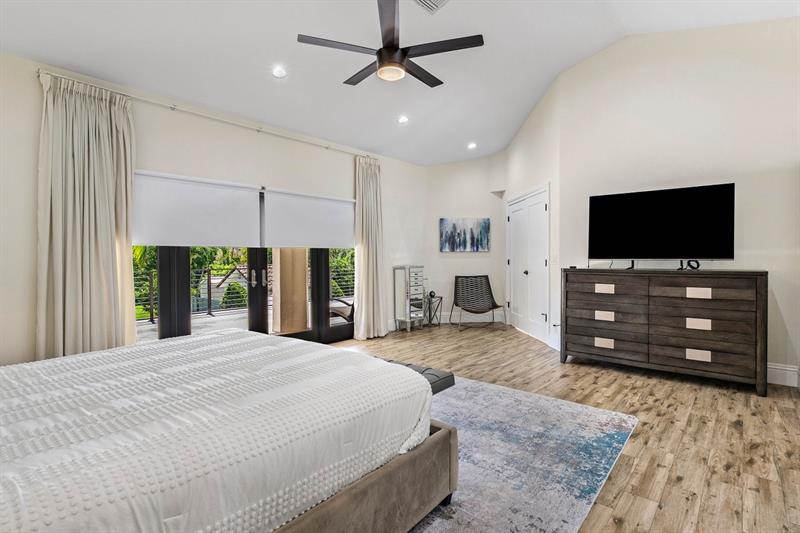 Image 24 of 69 For 6672 63rd Way