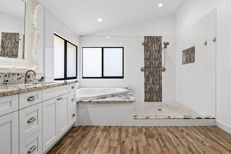 Image 26 of 69 For 6672 63rd Way