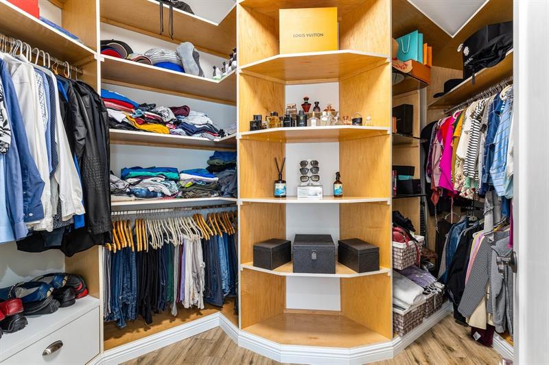 Image 29 of 69 For 6672 63rd Way