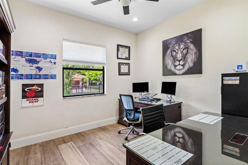 Image 39 of 69 For 6672 63rd Way