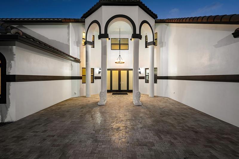 Image 9 of 69 For 6672 63rd Way