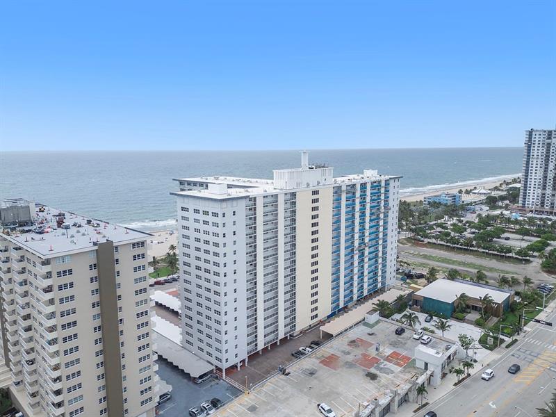 Image 19 of 58 For 111 Pompano Beach Blvd  1801