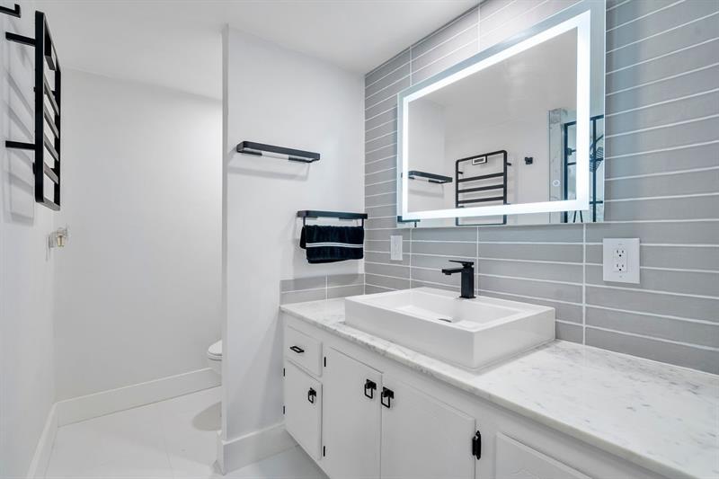 Image 23 of 58 For 111 Pompano Beach Blvd  1801