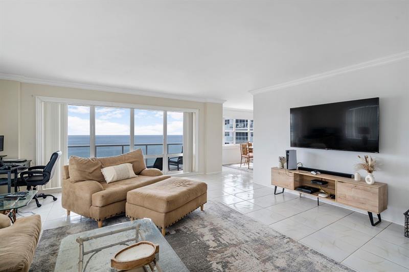 Image 39 of 58 For 111 Pompano Beach Blvd  1801