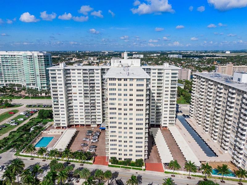 Image 5 of 58 For 111 Pompano Beach Blvd  1801