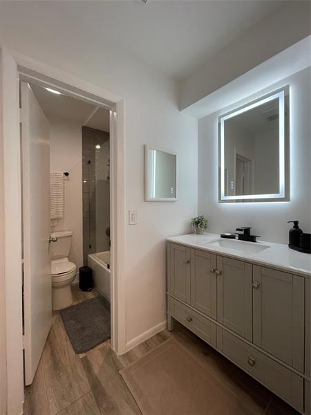 Image 31 of 46 For 2708 14th Street Cswy  2