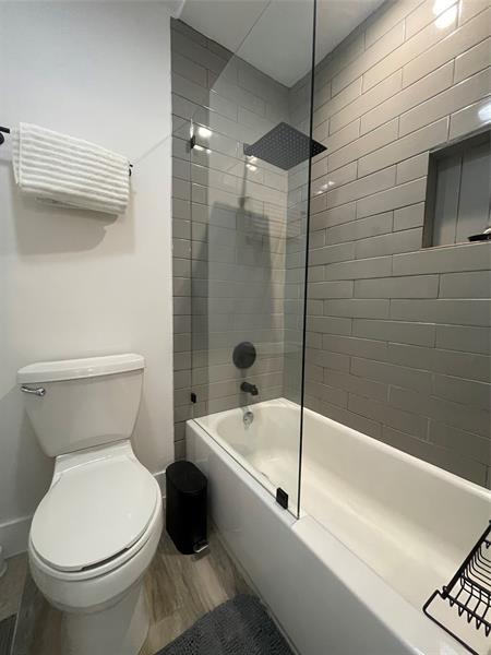 Image 32 of 46 For 2708 14th Street Cswy  2