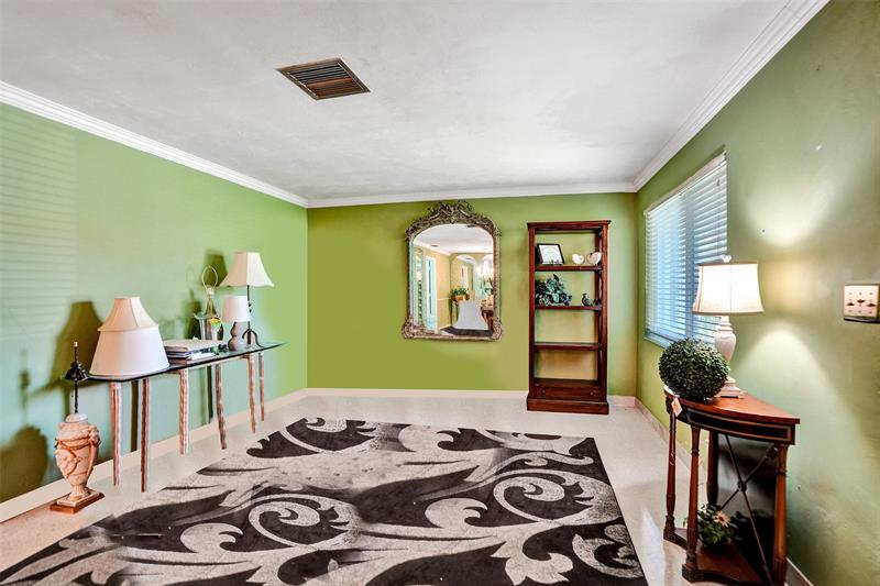 Image 12 of 50 For 2761 12th St