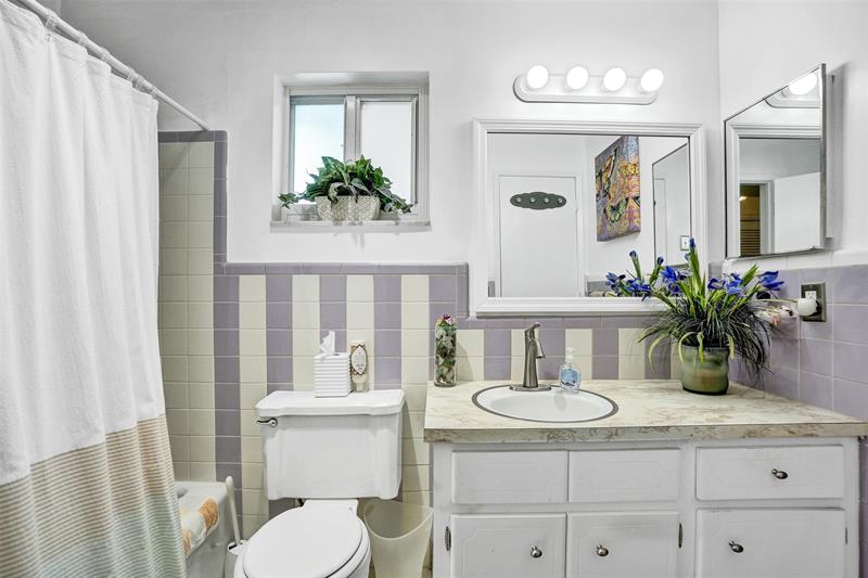 Image 23 of 50 For 2761 12th St