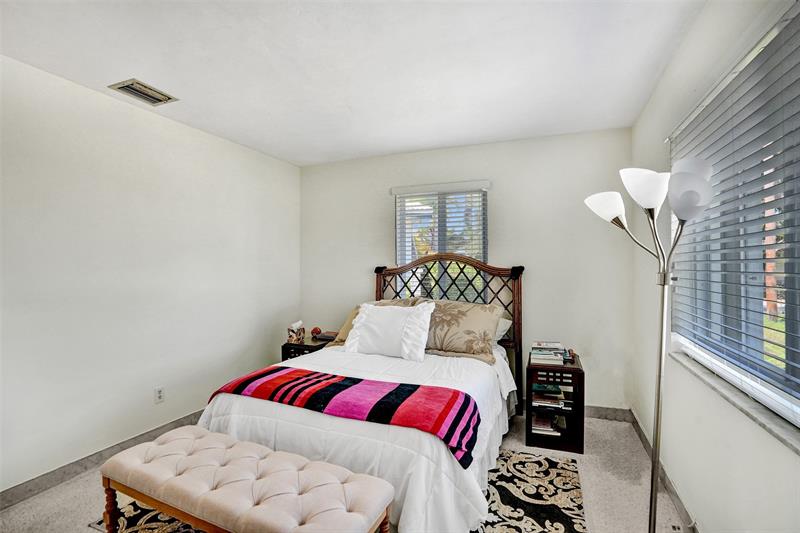 Image 34 of 50 For 2761 12th St